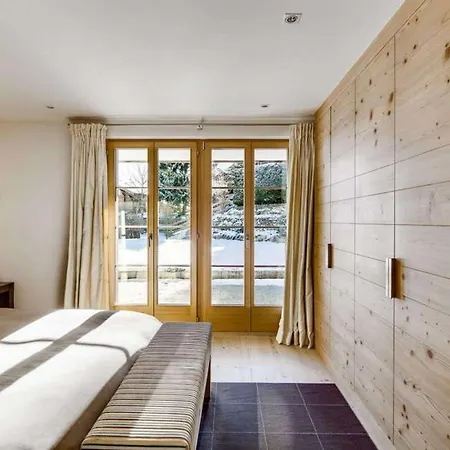 Saanen Serenity Spacious 4 Bed, 5 Bath Chalet